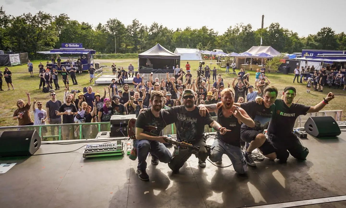Was war das denn bitte? 🤯
Vielen Dank ans @holtermeeting und an alle die da waren! Ihr seid der Wahnsinn 🤘